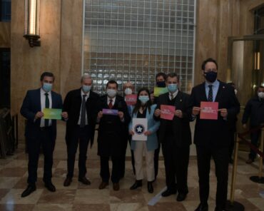 Los diputados Republicanos y Kast solicitaron a Contraloría indagar a Boric y a su Gobierno por posible intervención electoral de cara al Plebiscito 