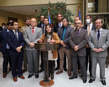 Partido Republicano inicia nuevo ciclo con cambio de liderazgos